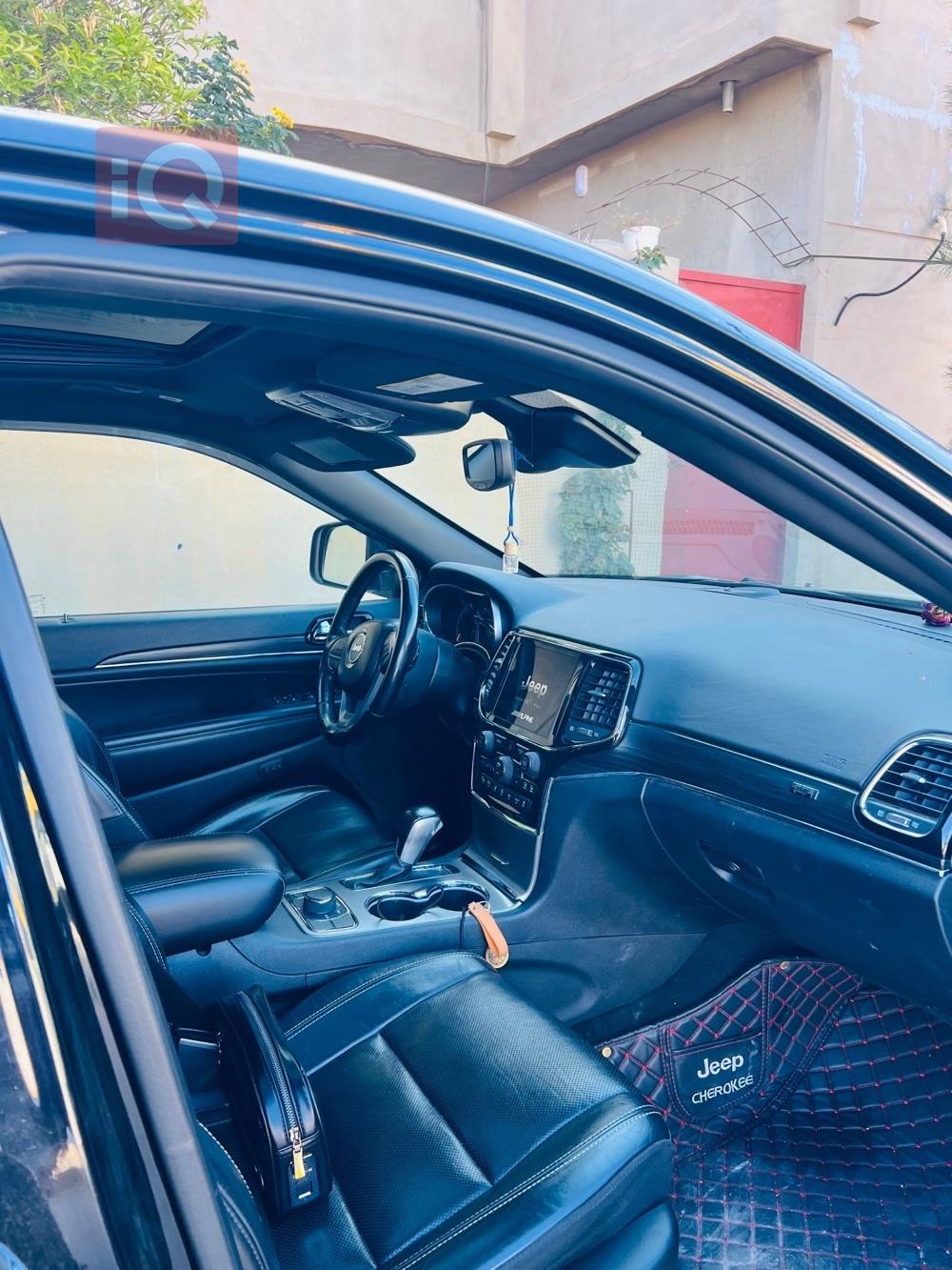 جيب جراند شيروكي